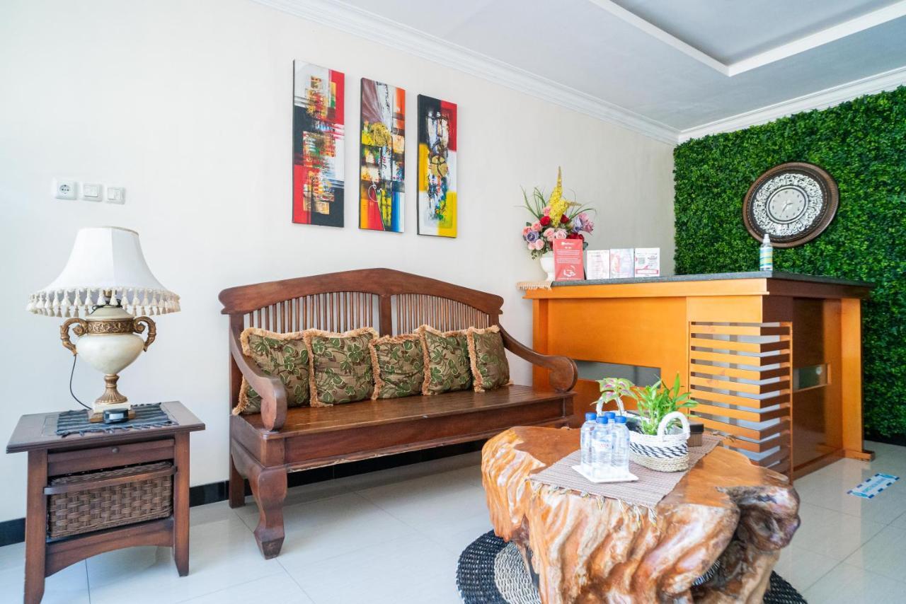 เรดดอร์ซ ชาเรียะฮ์ เนียร์ มาร์เวล ซิตี้มอลล์ 2 Hotel สุราบายา ภายนอก รูปภาพ